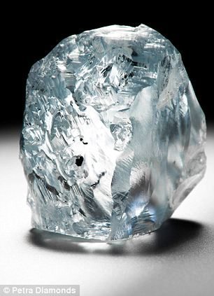 122 carat blue diamond