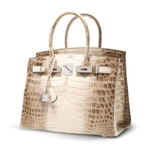 Μία από τις ακριβές τσάντες Hermes κροκόδειλου himalayan birkin που παρουσιάζονται από το New Bond Street Pawnbrokers, ένα ελίτ ενεχυροδανειστήριο του Λονδίνου που έχει το κύριο ενεχυροδανειστήριο του Λονδίνου στην Bond Street.