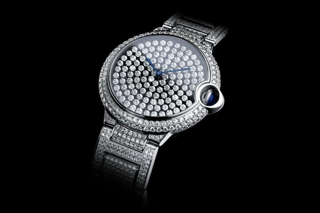 Cartier Ballon Bleu - eine unverwechselbare Uhr für Frauen, die 2015 eingeführt wurde