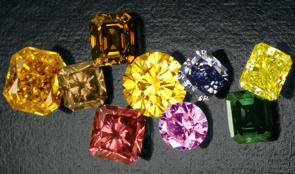 Picture of diamonds featured by www.nbsp.verta.net, an established London pawnbroker with its main pawn shop in London, Bond Street