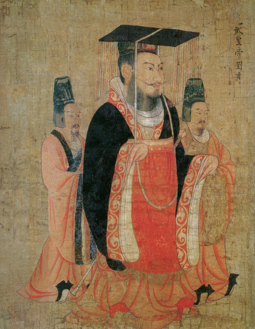 Qin ve Han hanedanlarının en popüler sanat eserleri, heykelleri ve tabloları piyasada