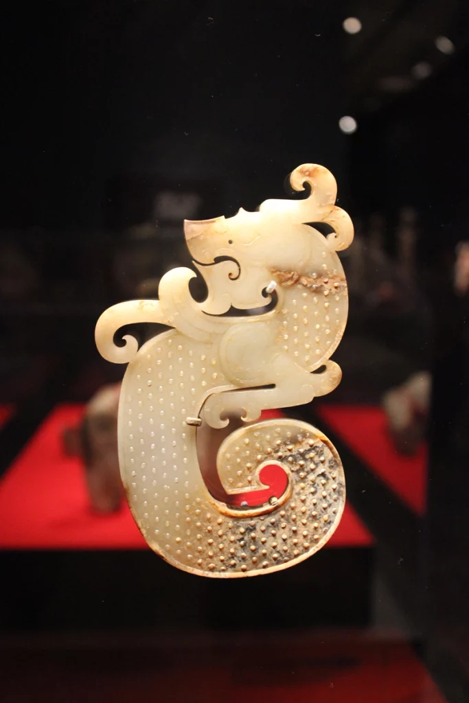 una dintre cele mai faimoase și mai scumpe piese de artă din dinastiile Han și Qin