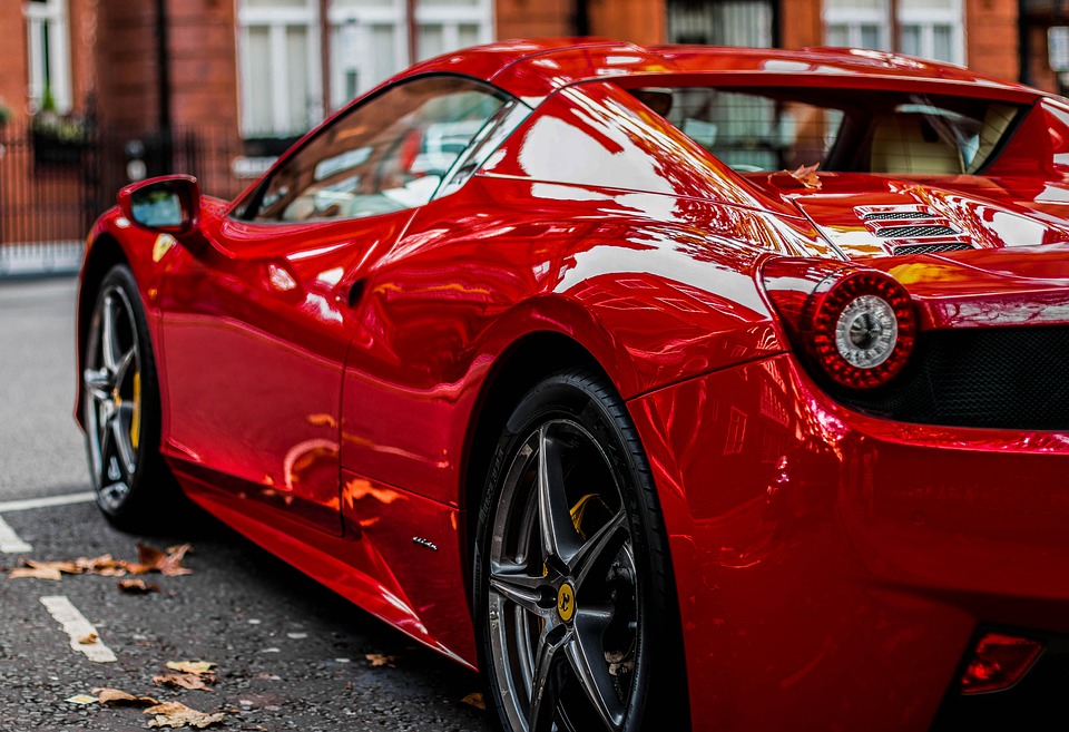 pożyczki pod zastaw ferrari