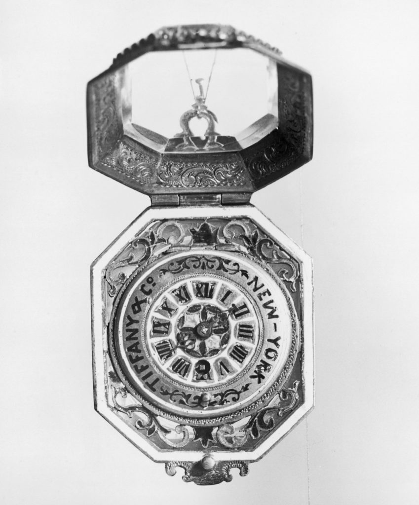 We loan on and pawn against Tiffany watches in London