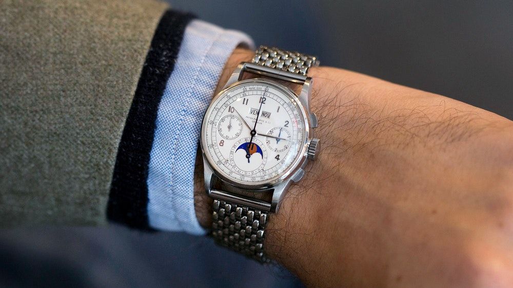 Patek Philippe Ref_ 1518 Paslanmaz Çelik - açık artırmada satılan en yüksek fiyatlı Patek Phillipe saatlerinden bir diğeri