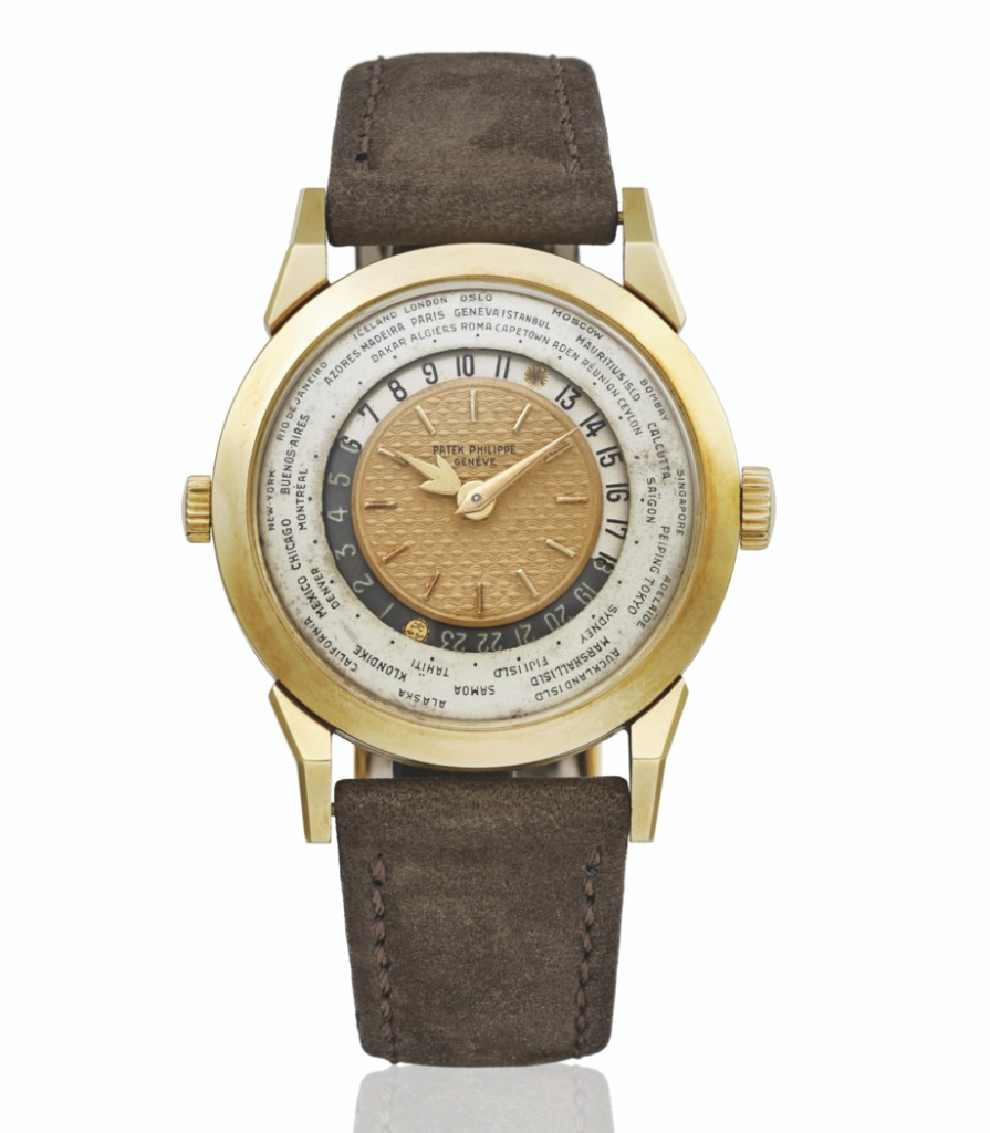 Patek Philippe Two-Crown Worldtime with Guillouché Gold Dial u shit për 2.9 milionë dollarë amerikanë në Gjenevë në nëntor të vitit 2021 në Christie's. 