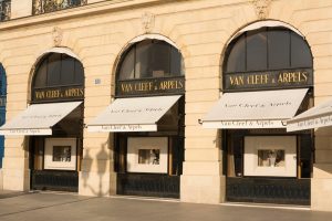 10 Van Cleef & Arpels Rings, Earrings, Necklaces & Bracelets You Can Pawn Today at Luxury Pawn Shops